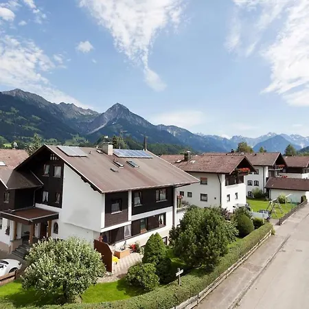 2-raum Enzian - Hallenbad & Sauna Lägenhet *